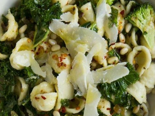 Orecchiette Con Broccoletti – Eccellente Donna