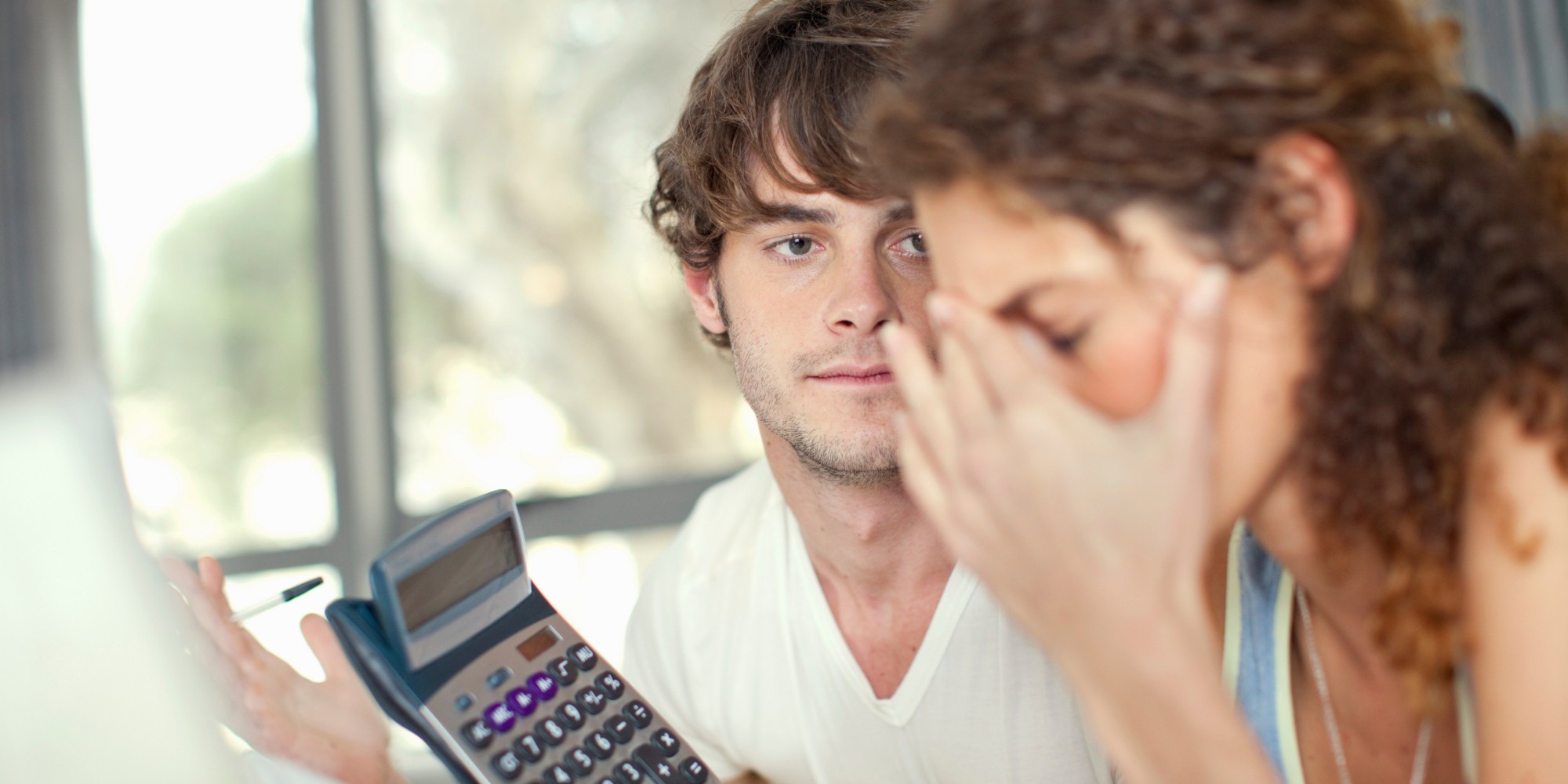 Due tipi di fattori che determinano la nostra insoddisfazione e la soddisfazione nella vita e nel lavoro